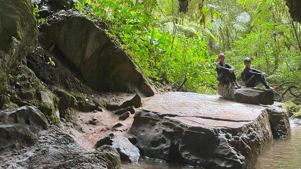 caverna-agua-suja-da-trilha-do-rio-betari-no-petar