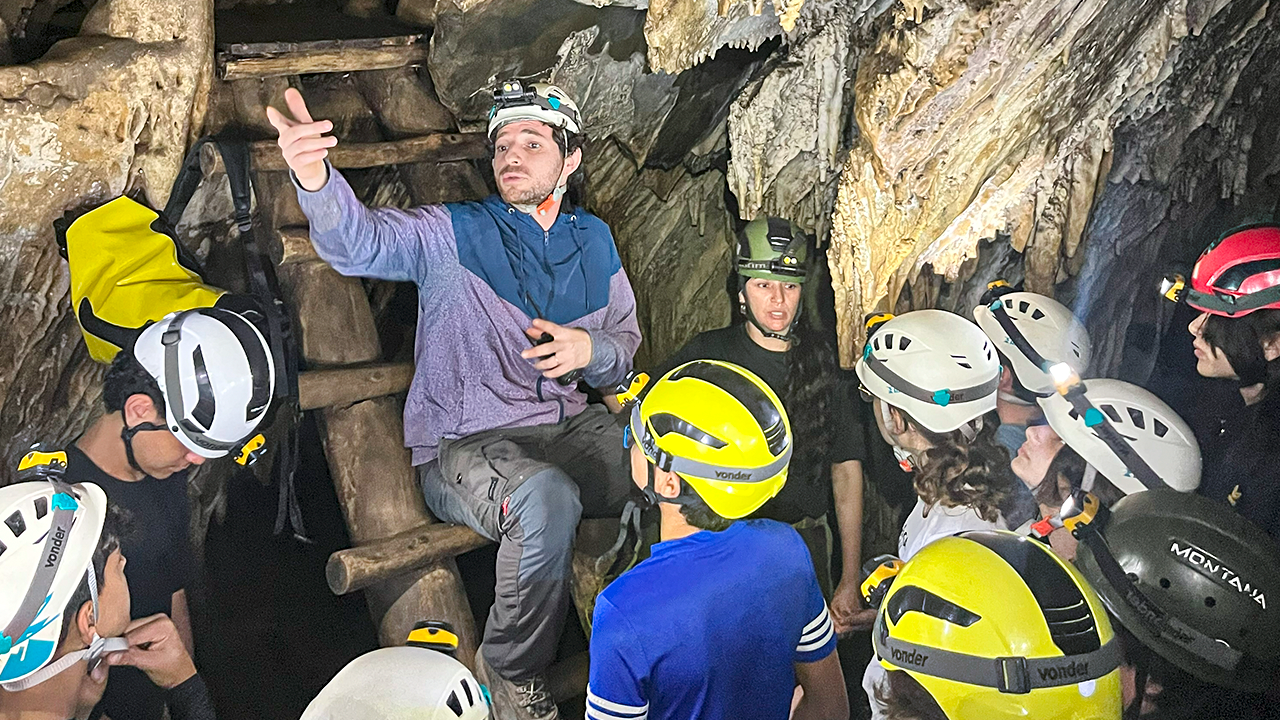 monitor-ambiental-em-caverna-do-petar